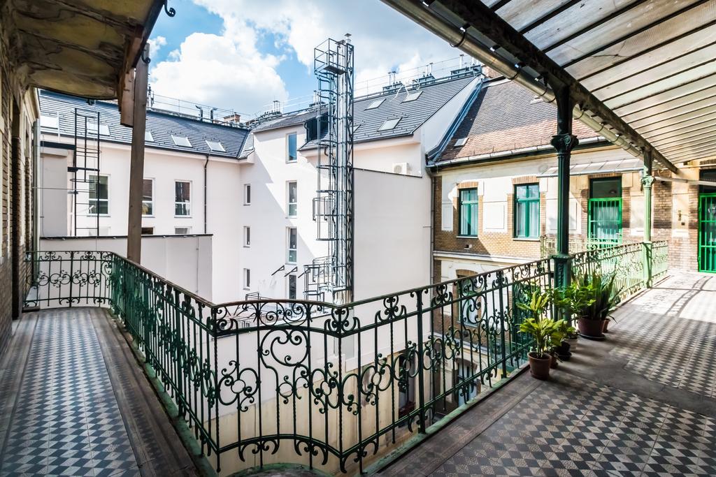 Bpr Purehome Apartment Budapest Esterno foto